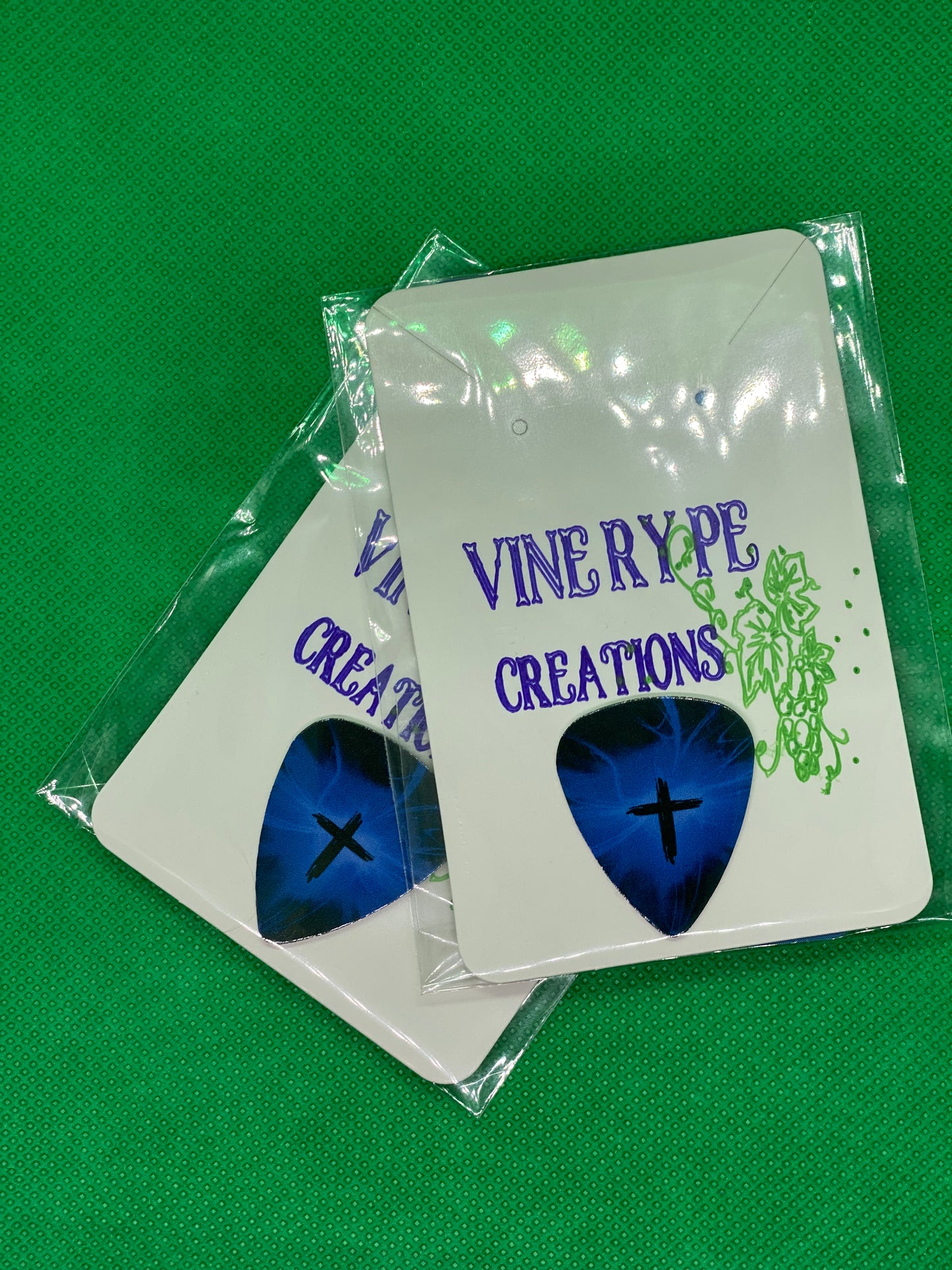 Heaven’s Glow Guitar Pick